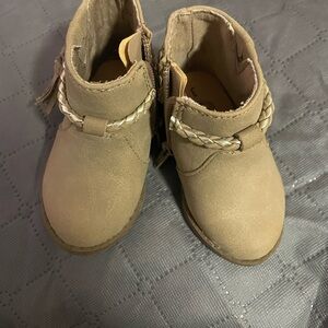 Little girl fall boots